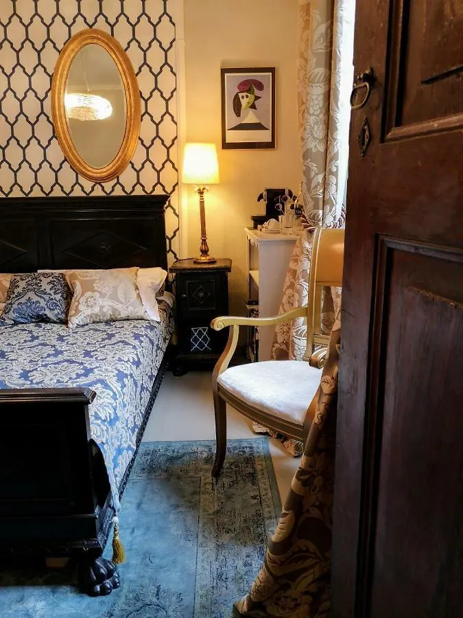 פורלצה Boutique B&B Il Cortile Divino לינה וארוחת בוקר